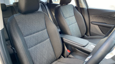 BMW 2 Series 220i MHT Sport 5dr DCT Petrol Hatchback